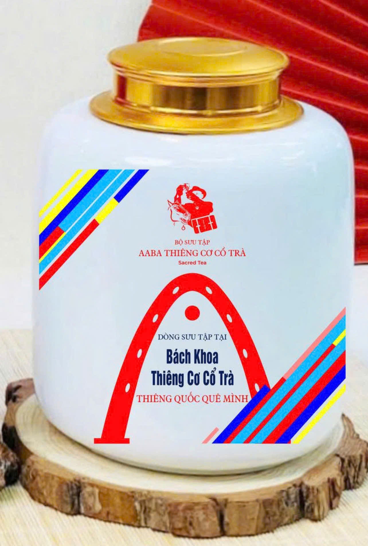Hộp Trà Của Hội Quán Bách Khoa Cổ Trà ( Sứ Bát Tràng )